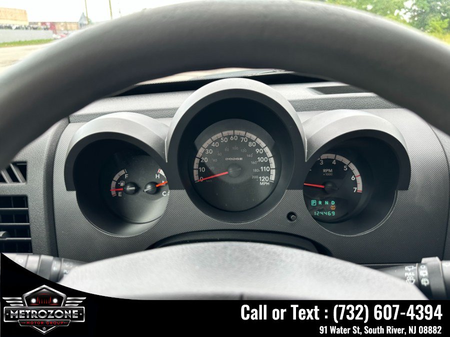 Used 2011 Dodge Nitro Heat AWD/4WD image 20