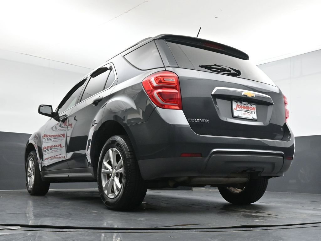Used 2017 Chevrolet Equinox LT image 35