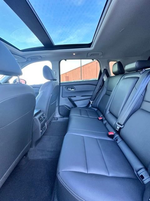 Certified 2024 Nissan Rogue SL w/ SL Premium Package image 28