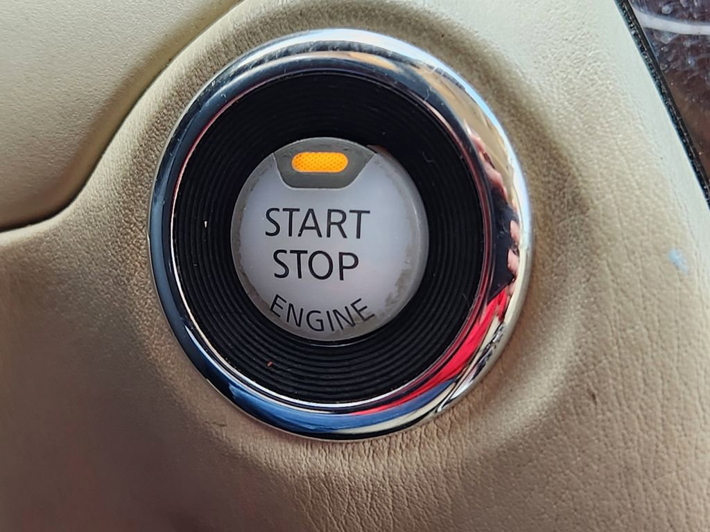 Used 2015 INFINITI QX60 AWD w/ Deluxe Touring Package image 23