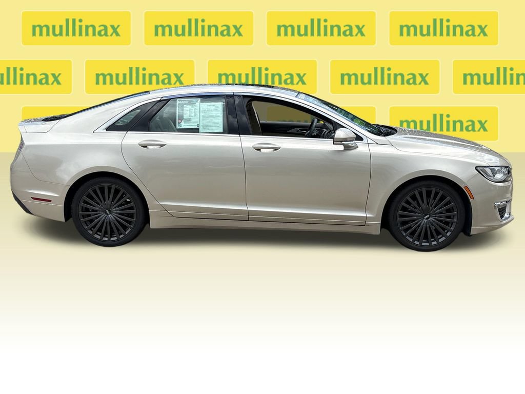 Used 2017 Lincoln MKZ Reserve FWD image 2