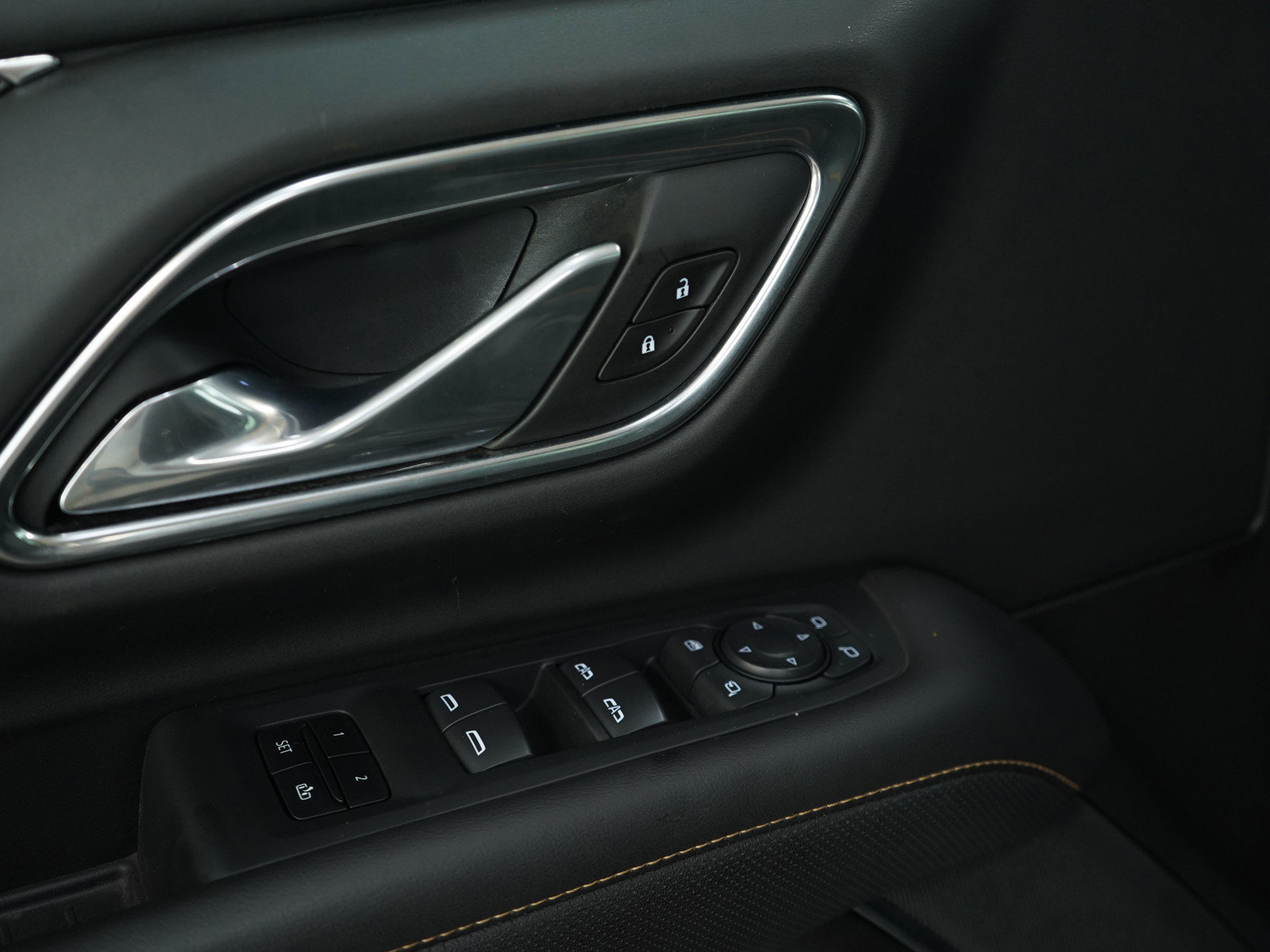 Used 2021 GMC Yukon AT4 image 24