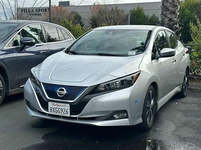 Used 2021 Nissan Leaf SV image 2
