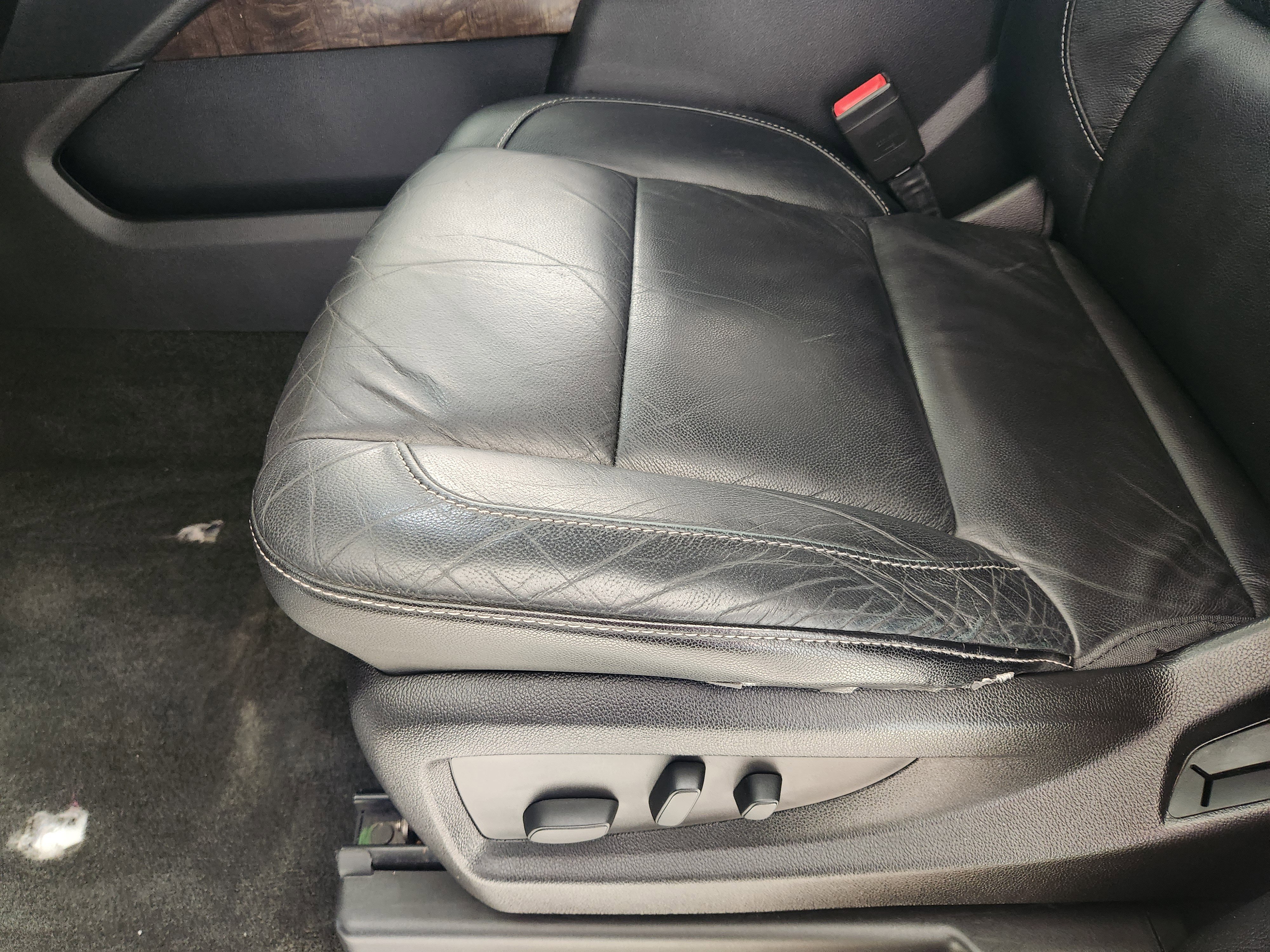 Used 2016 Chevrolet Tahoe LT RWD image 25