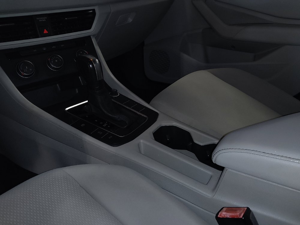 Used 2019 Volkswagen Jetta SE FWD image 26