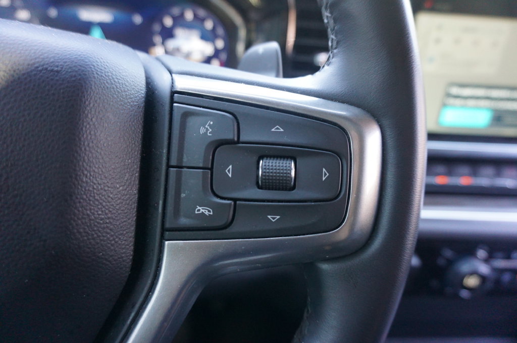 Used 2024 Chevrolet Silverado 1500 LT Trail Boss w/ Convenience Package II AWD/4WD image 9
