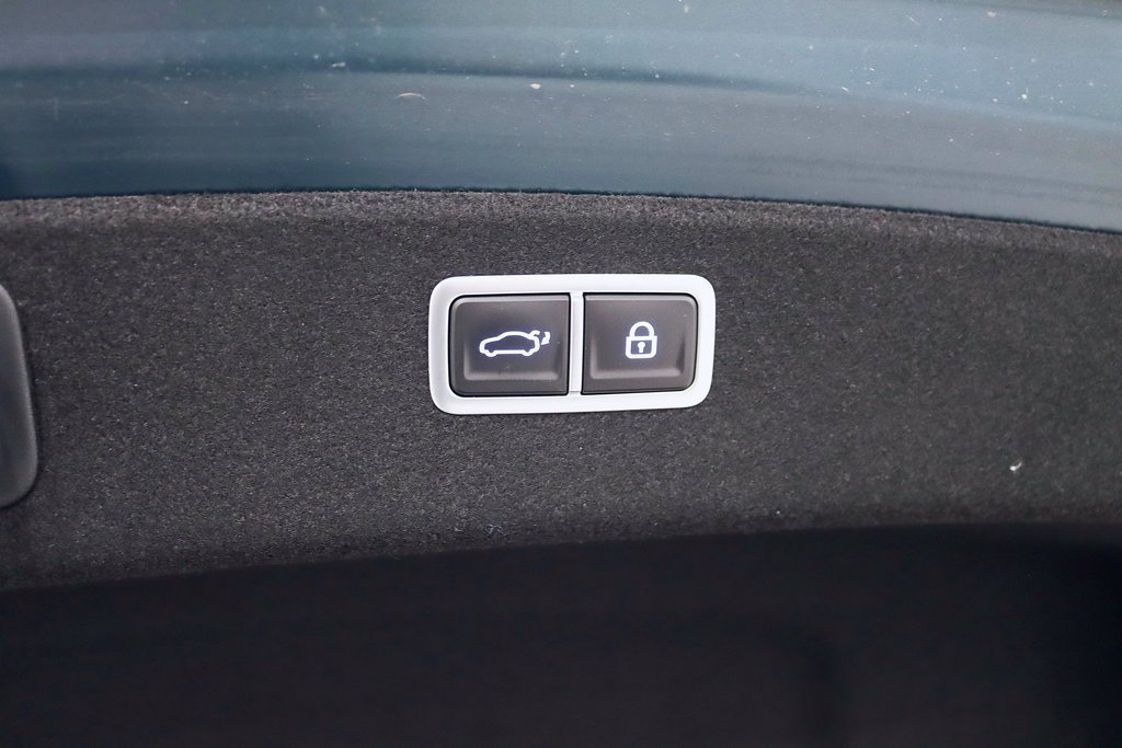 Used 2023 Genesis G80 image 41
