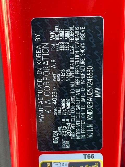 Certified 2025 Kia Soul LX w/ LX Technology Package FWD image 19