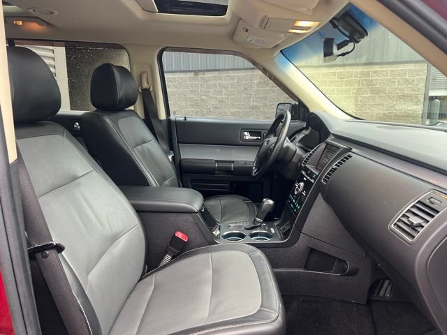 Used 2014 Ford Flex Limited w/ Equipment Group 301A AWD/4WD image 11