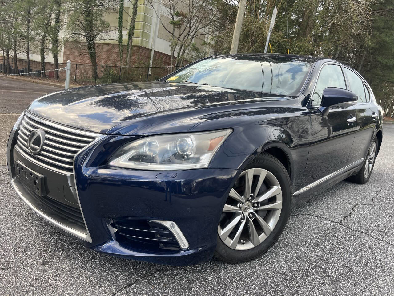 Used 2013 Lexus LS 460 Base AWD 4dr Sedan w/ Comfort Pkg image 1