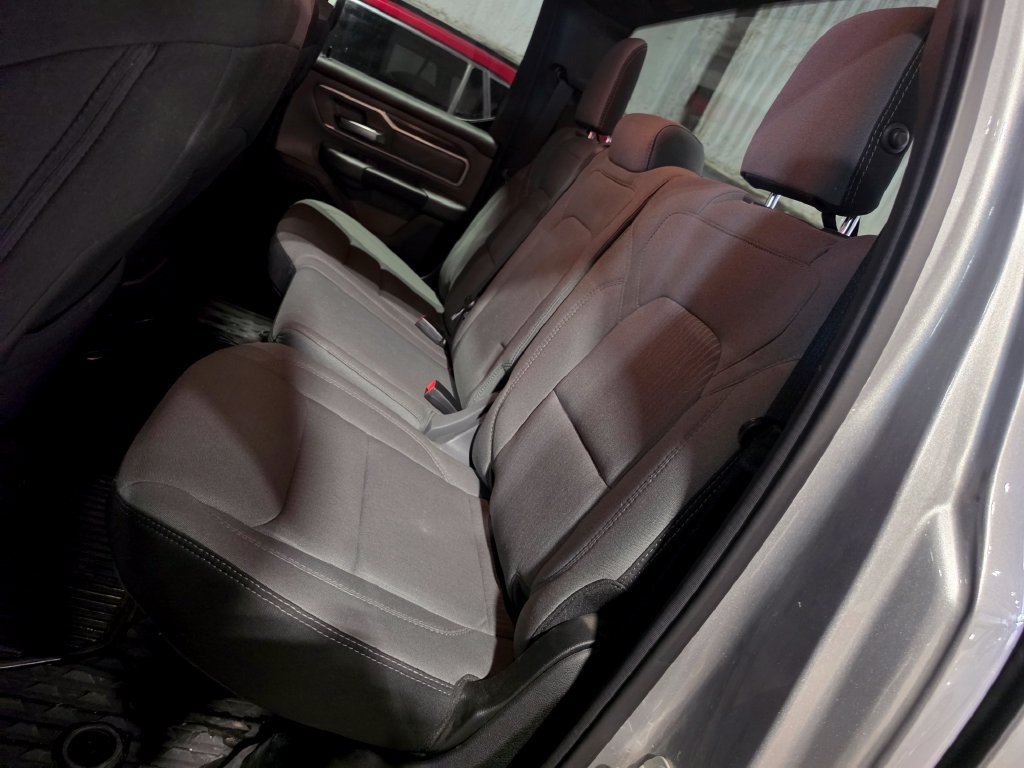 Used 2022 RAM 1500 Big Horn AWD/4WD image 7