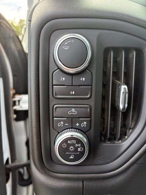 Used 2021 GMC Sierra 2500 4x4 Crew Cab w/ Convenience Package image 11