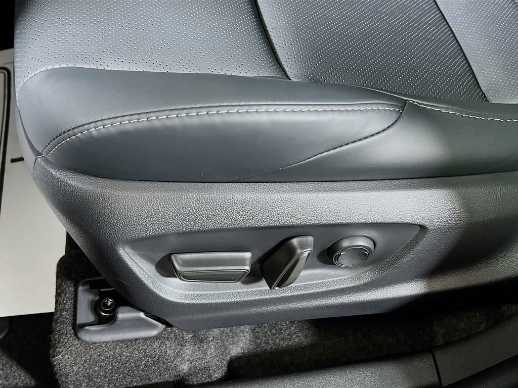 New 2026 Subaru Solterra Premium image 15