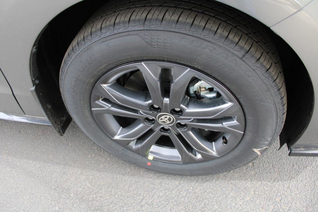 New 2026 Toyota Sienna XSE image 56