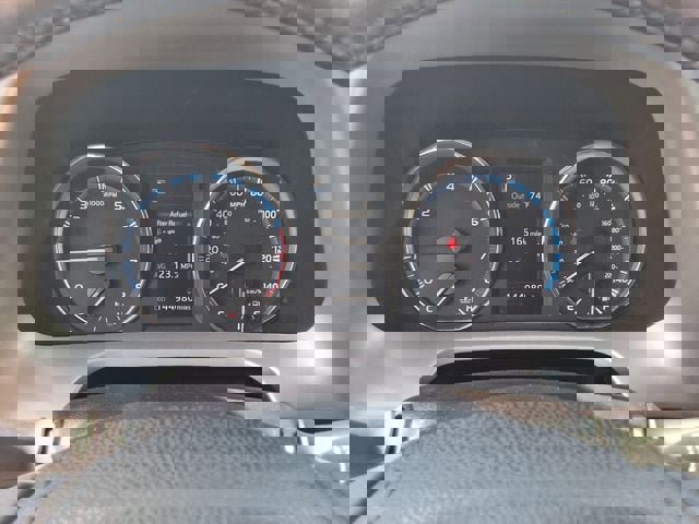 Used 2016 Toyota RAV4 XLE image 5