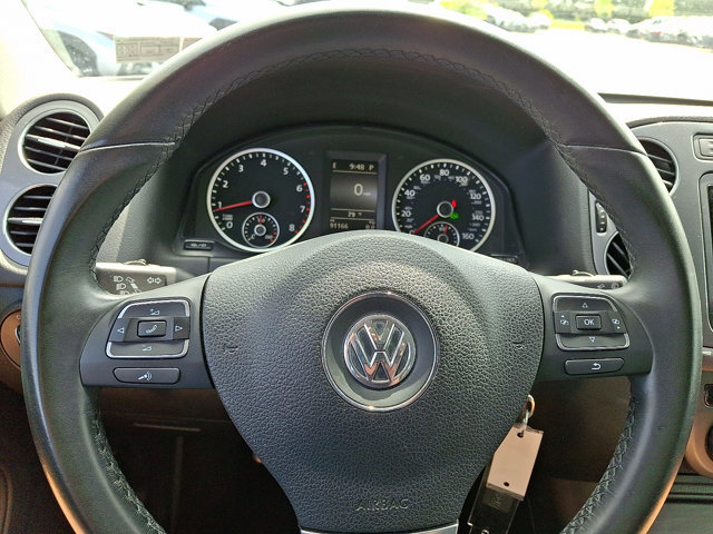 Used 2014 Volkswagen Tiguan S AWD/4WD image 19