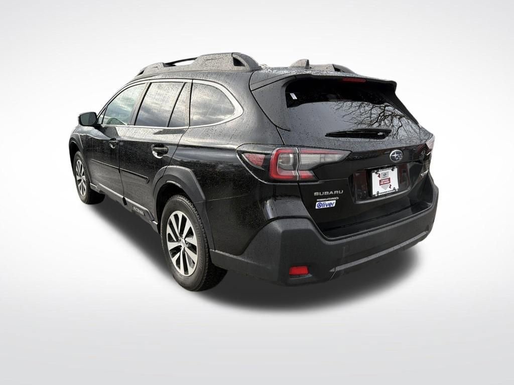 Certified 2023 Subaru Outback Premium image 14