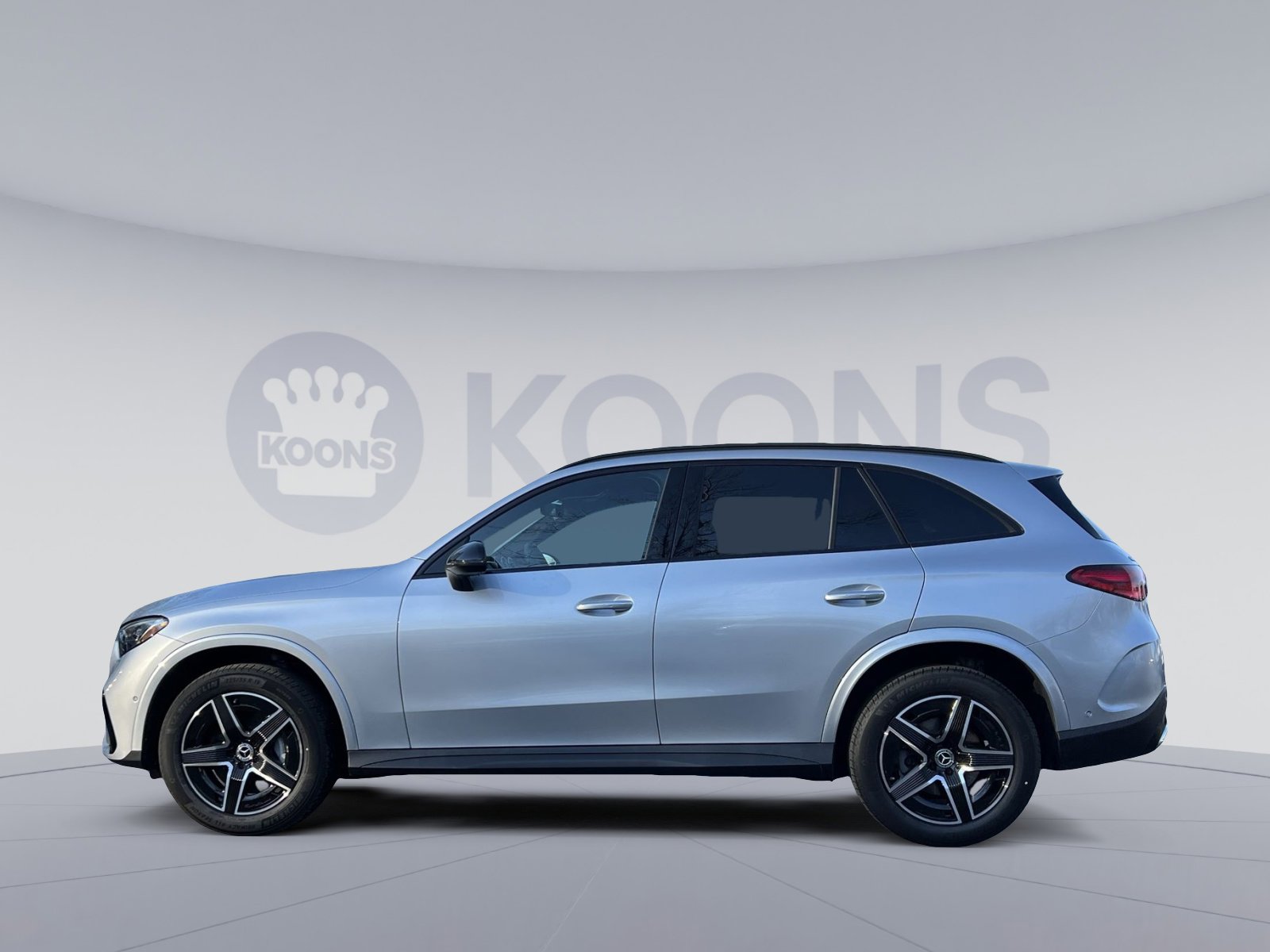 New 2026 Mercedes-Benz GLC 300 4MATIC image 2
