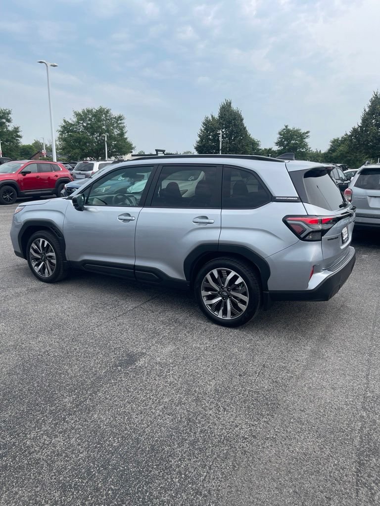 Used 2026 Subaru Forester Touring AWD/4WD image 4