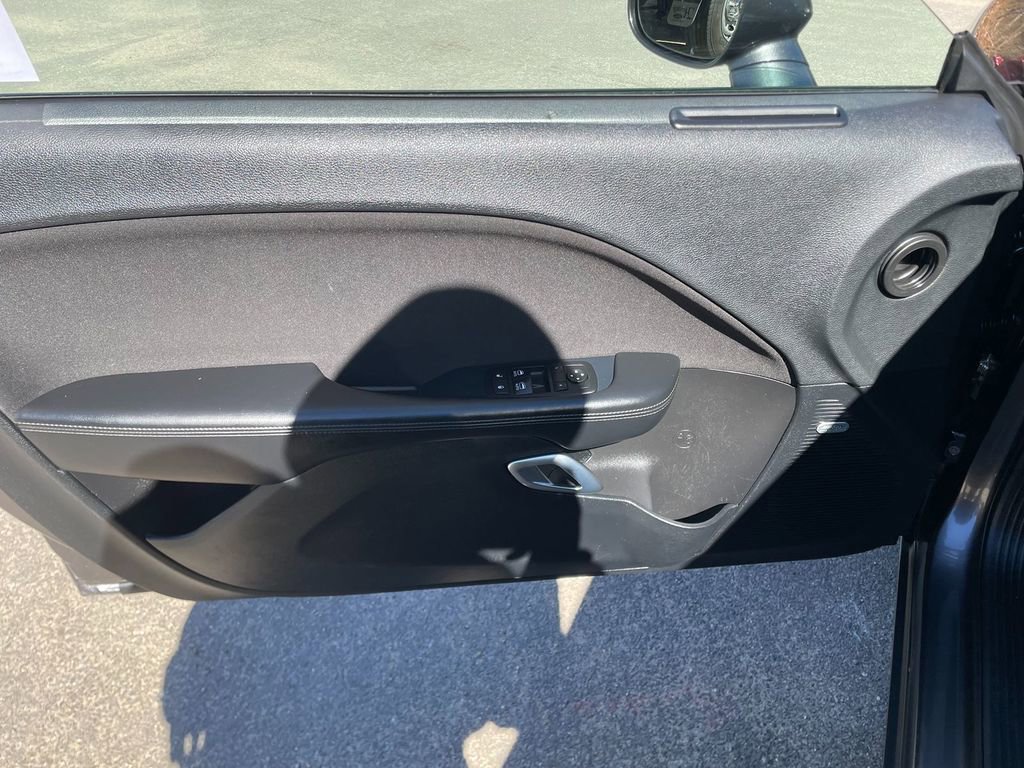 Used 2015 Dodge Challenger SXT w/ Sound Group image 11