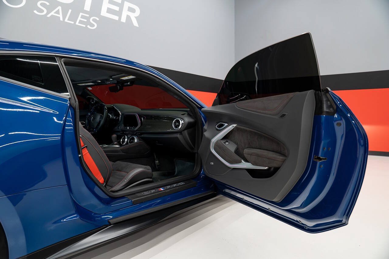 Used 2023 Chevrolet Camaro ZL1 RWD image 67