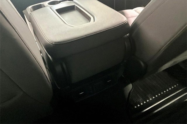 Used 2025 Chevrolet Silverado 1500 LT image 11