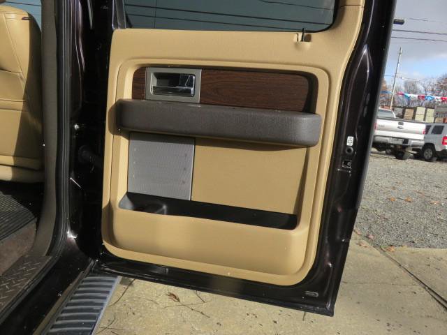 Used 2013 Ford F150 Lariat w/ Luxury Equipment Group image 21