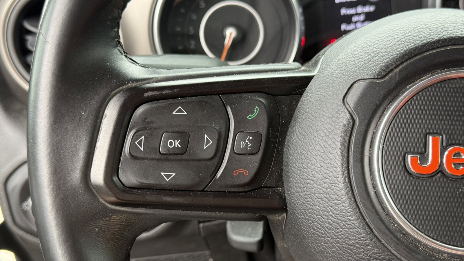 Certified 2018 Jeep Wrangler Unlimited Sport S AWD/4WD image 16