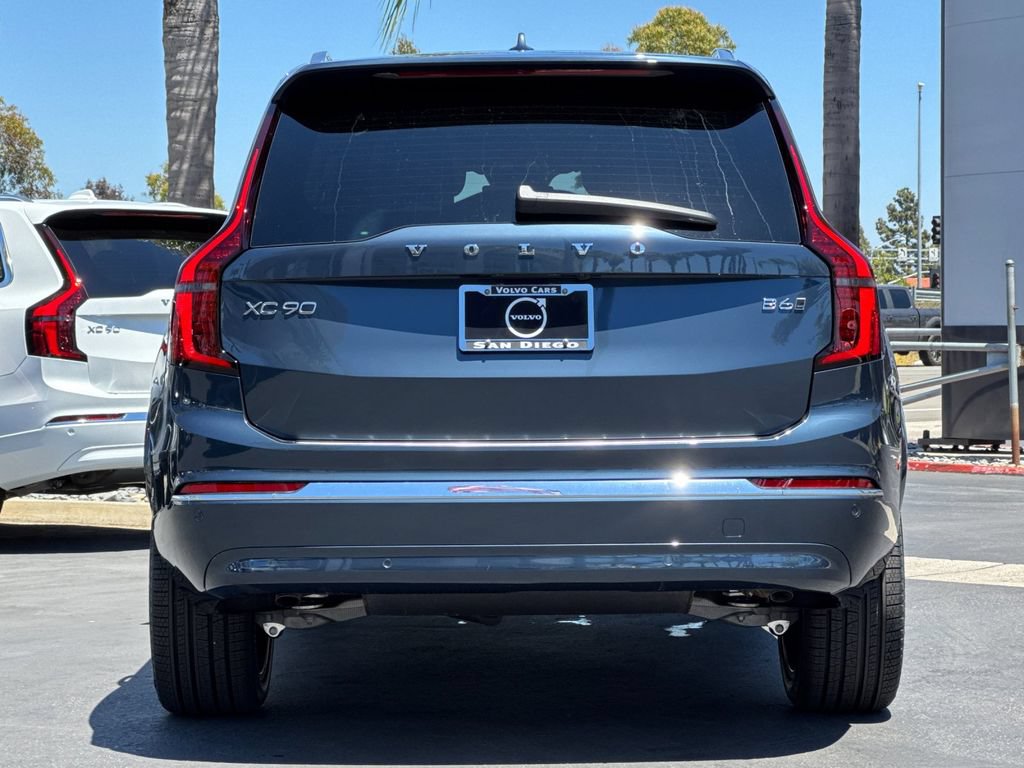 New 2026 Volvo XC90 B6 Plus w/ Protection Package Premier AWD/4WD image 4