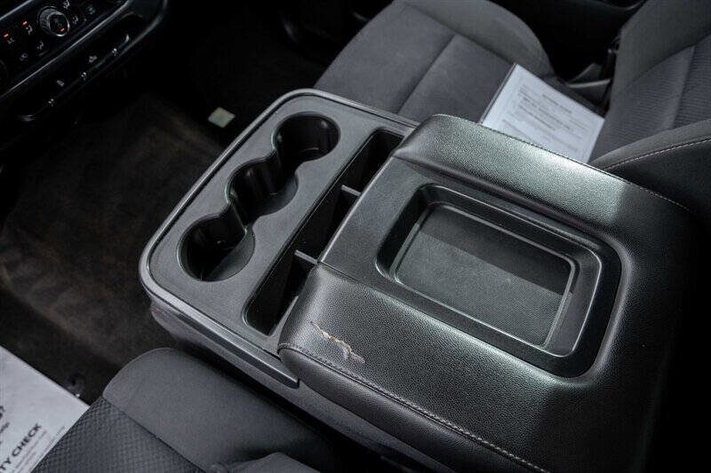 Used 2015 Chevrolet Silverado 1500 LT w/ LT Convenience Package RWD image 15