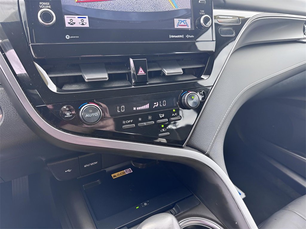 Used 2024 Toyota Camry XSE image 16