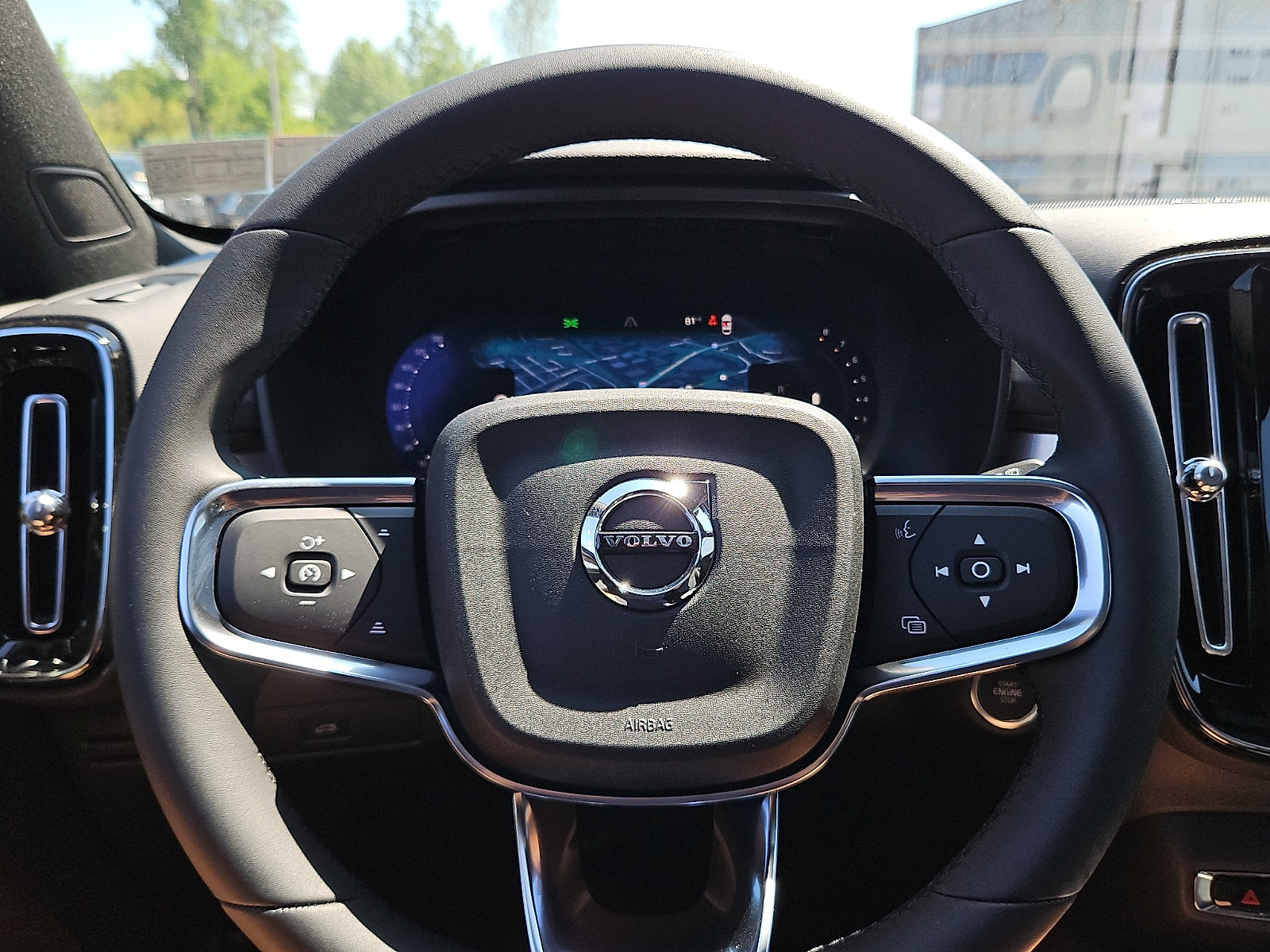 New 2026 Volvo XC40 B5 Ultra w/ Protection Package Premier AWD/4WD image 17