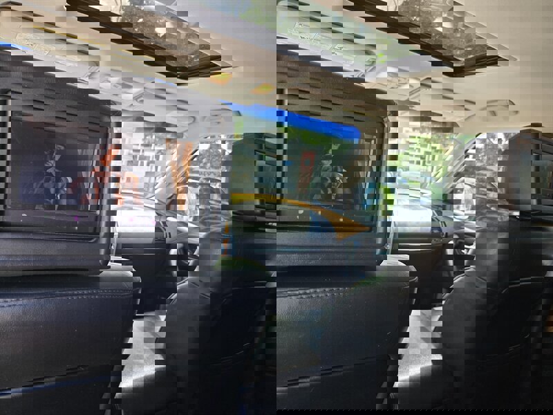 Used 2014 INFINITI QX80 4WD w/ Theater Package image 9