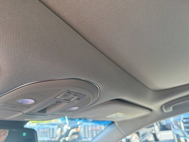 Used 2017 Genesis G80 3.8 w/ Option Group 03 image 23