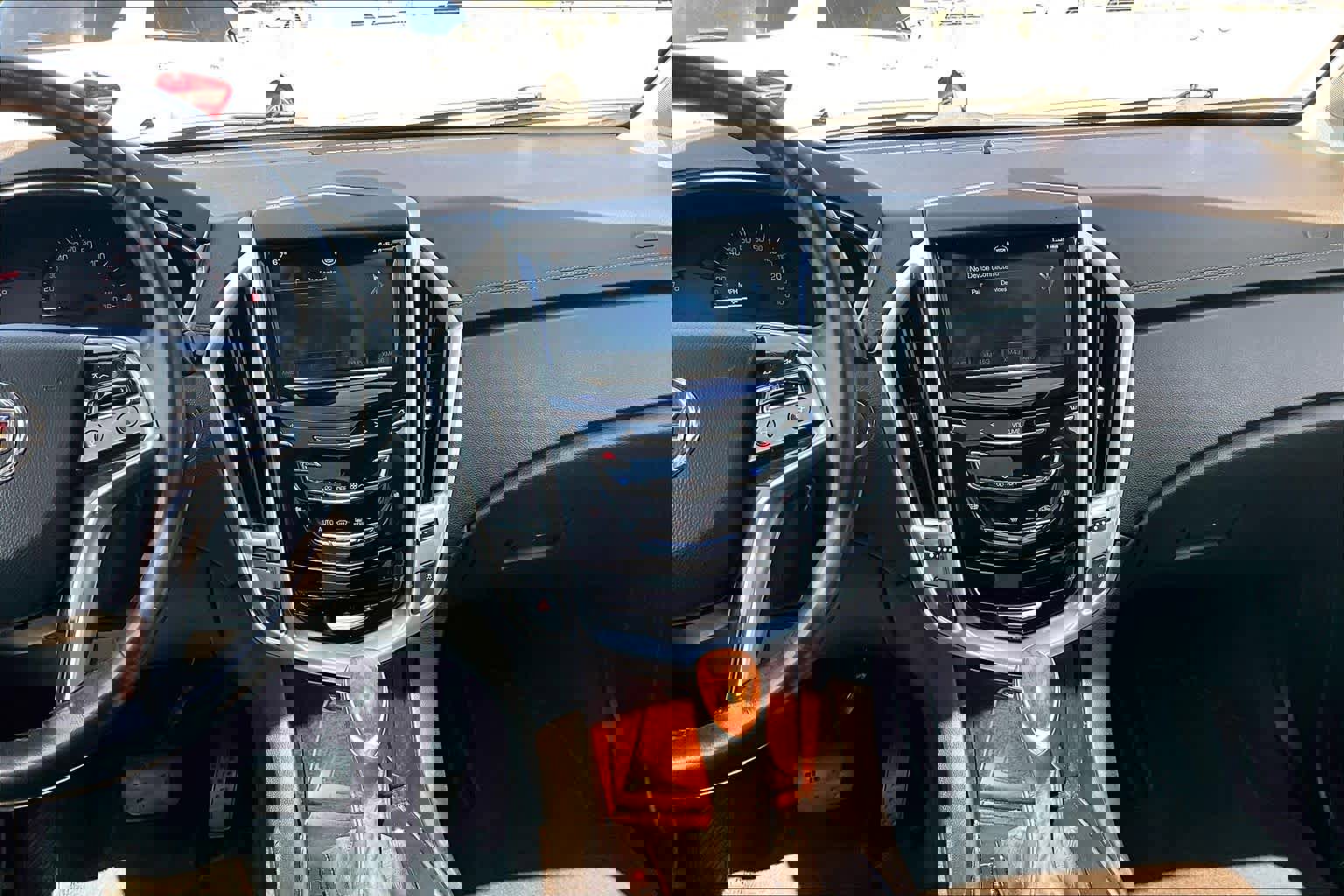 Used 2014 Cadillac SRX Luxury FWD image 7