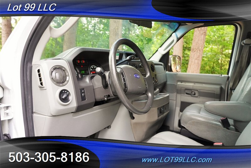 Used 2009 Ford E-250 and Econoline 250 Extended RWD image 12