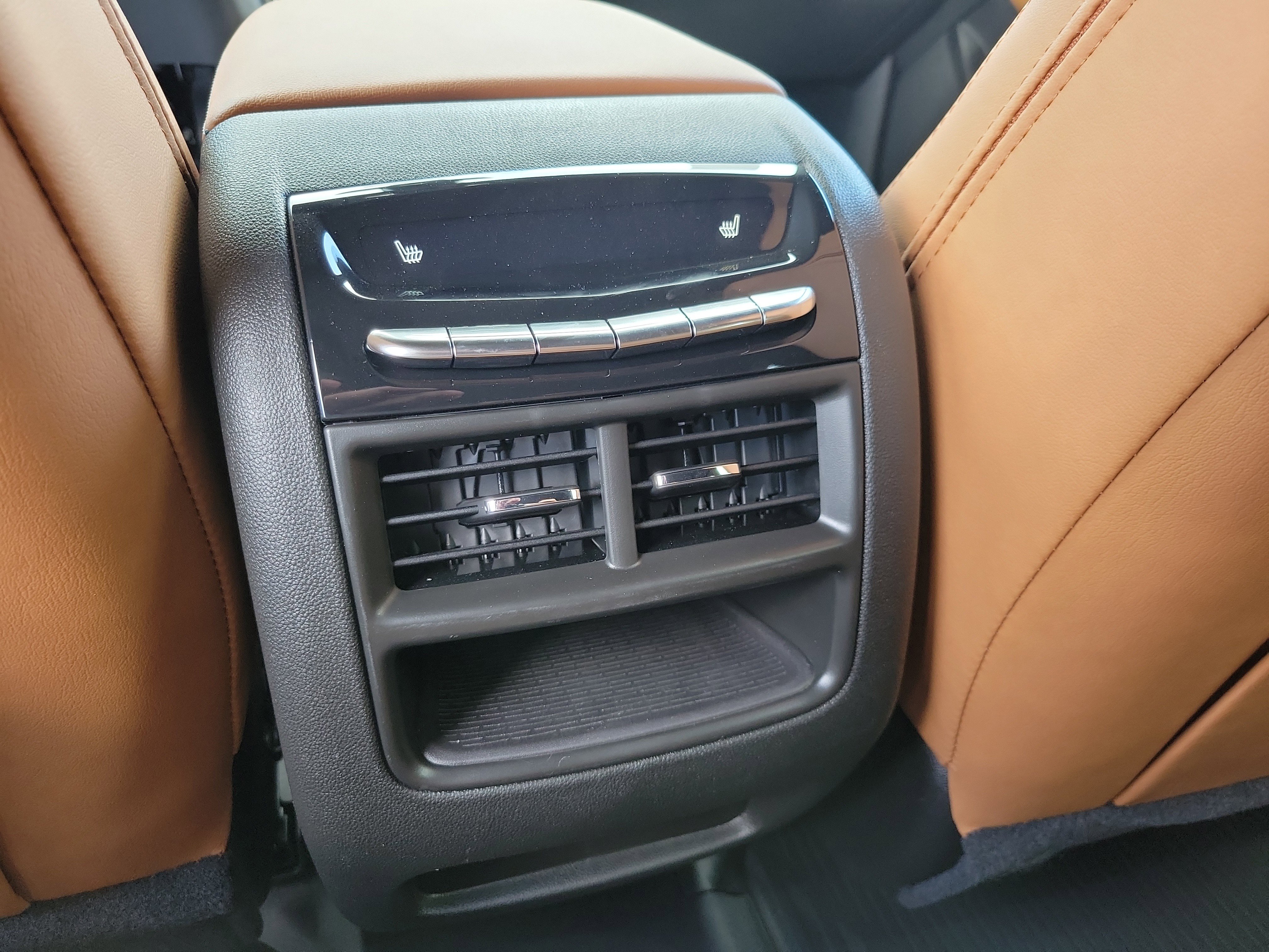 New 2026 Cadillac XT5 Premium Luxury w/ Driver Assist Package FWD image 16