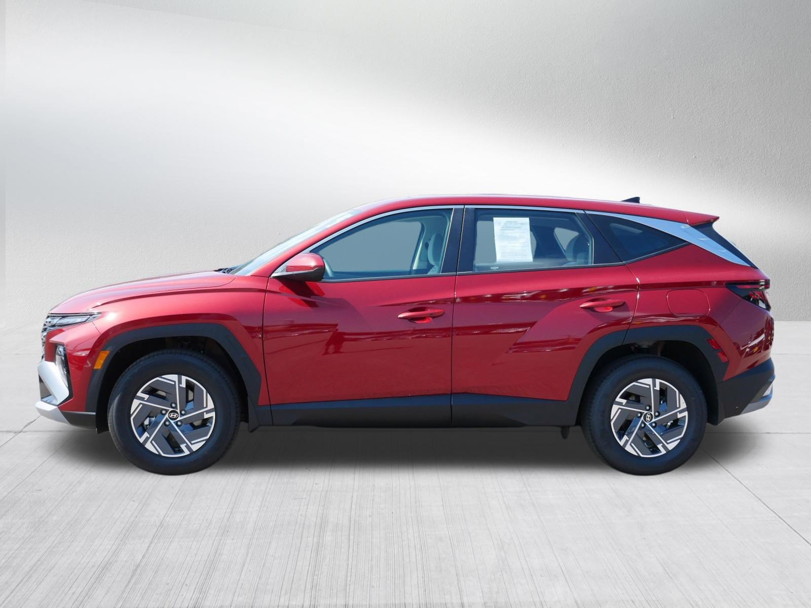 Certified 2026 Hyundai Tucson Blue SE AWD/4WD image 4