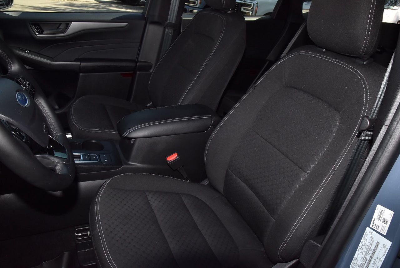 Certified 2024 Ford Escape Active FWD image 32