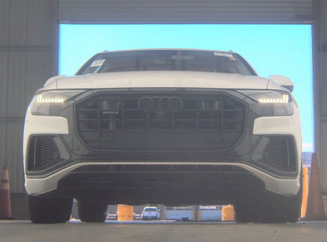 Used 2023 Audi Q8 Prestige AWD/4WD image 7