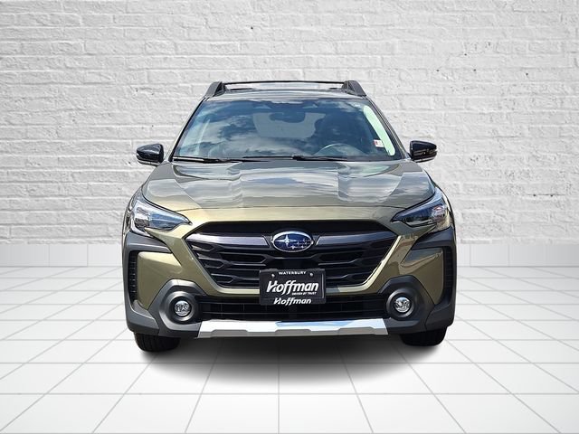 Used 2025 Subaru Outback Limited AWD/4WD image 2