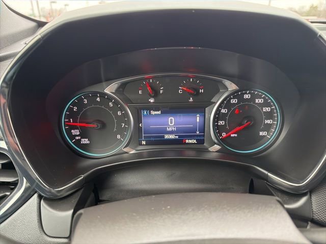 Used 2022 Chevrolet Equinox RS w/ LPO, Floor Liner Package image 9