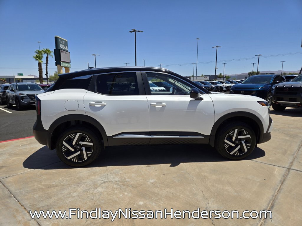 New 2026 Nissan Kicks SV w/ SV Premium Package FWD image 8