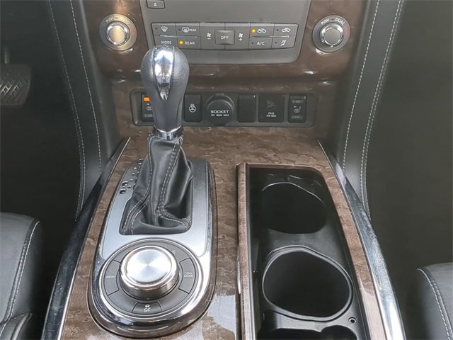 Used 2016 INFINITI QX80 4WD w/ Driver's Assistance Package image 17