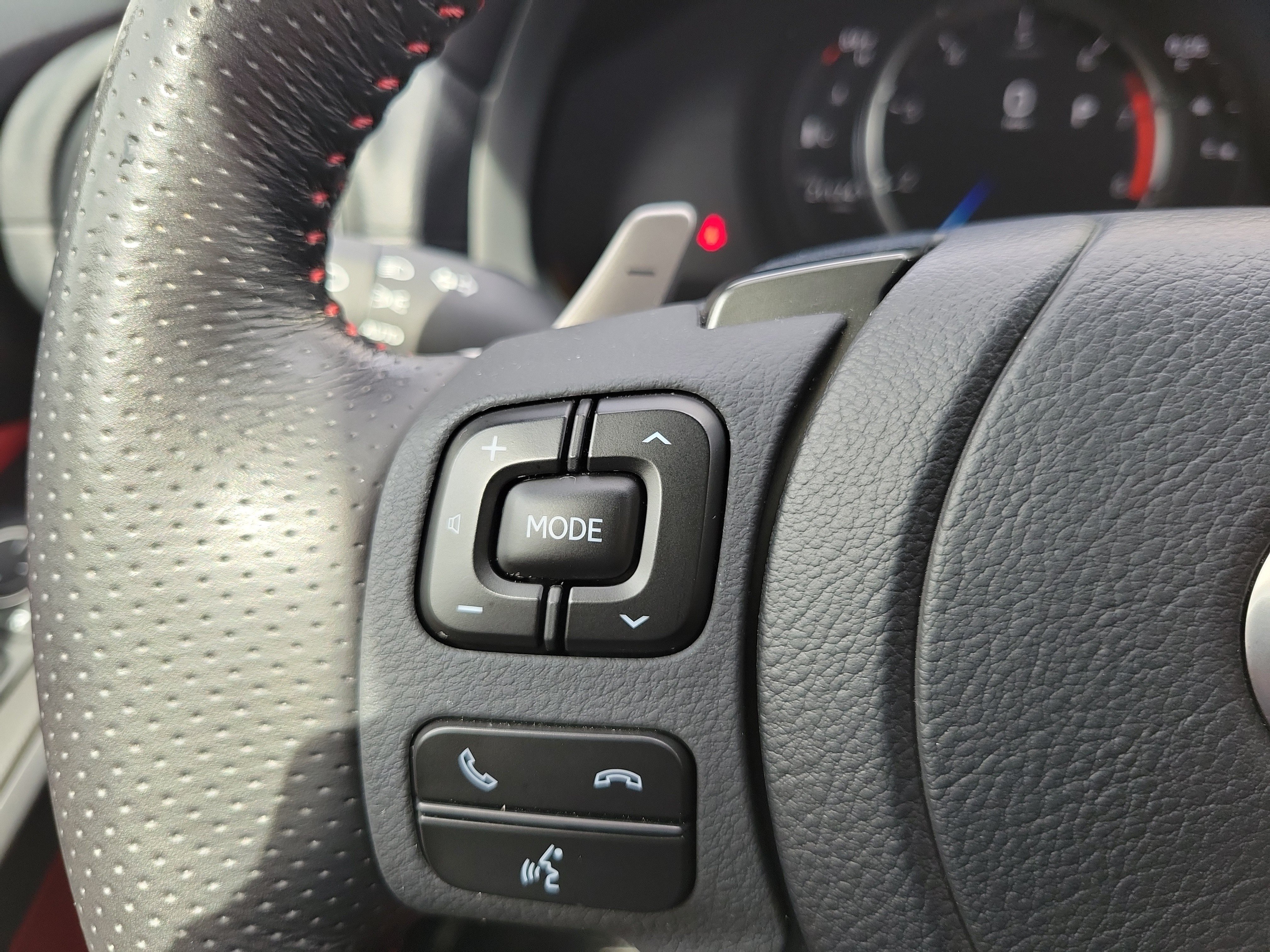 Used 2023 Lexus IS 350 F Sport w/ Memory Package RWD image 26
