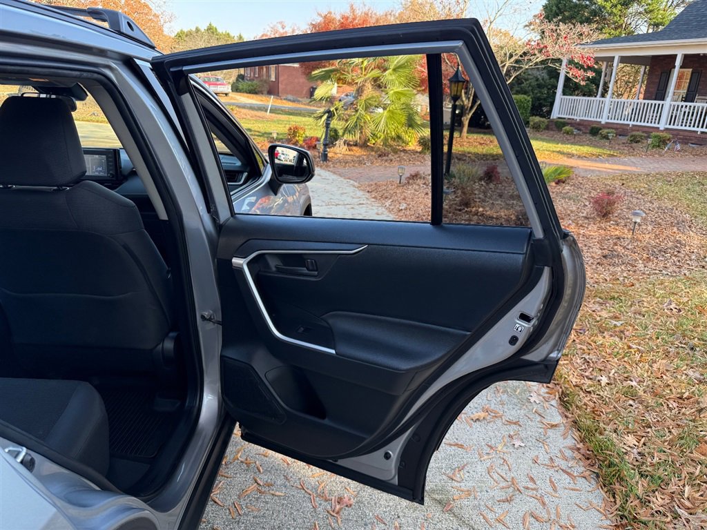 Used 2019 Toyota RAV4 LE w/ All Weather Liner Package image 53