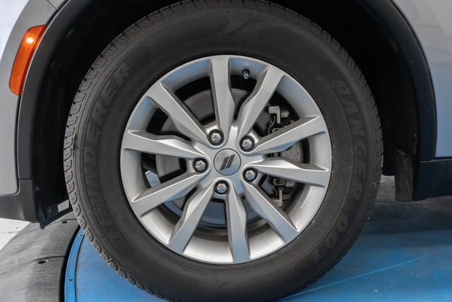 Used 2021 Dodge Durango SXT w/ 3rd Row Seating Group image 2