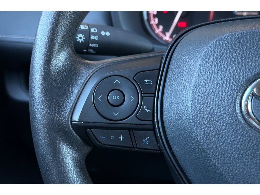Used 2024 Toyota RAV4 XLE FWD image 26