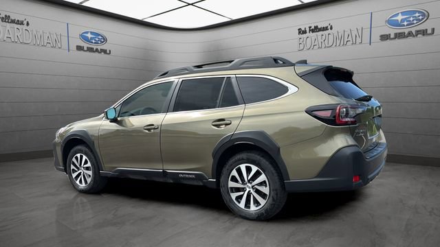Used 2024 Subaru Outback Premium AWD/4WD image 8