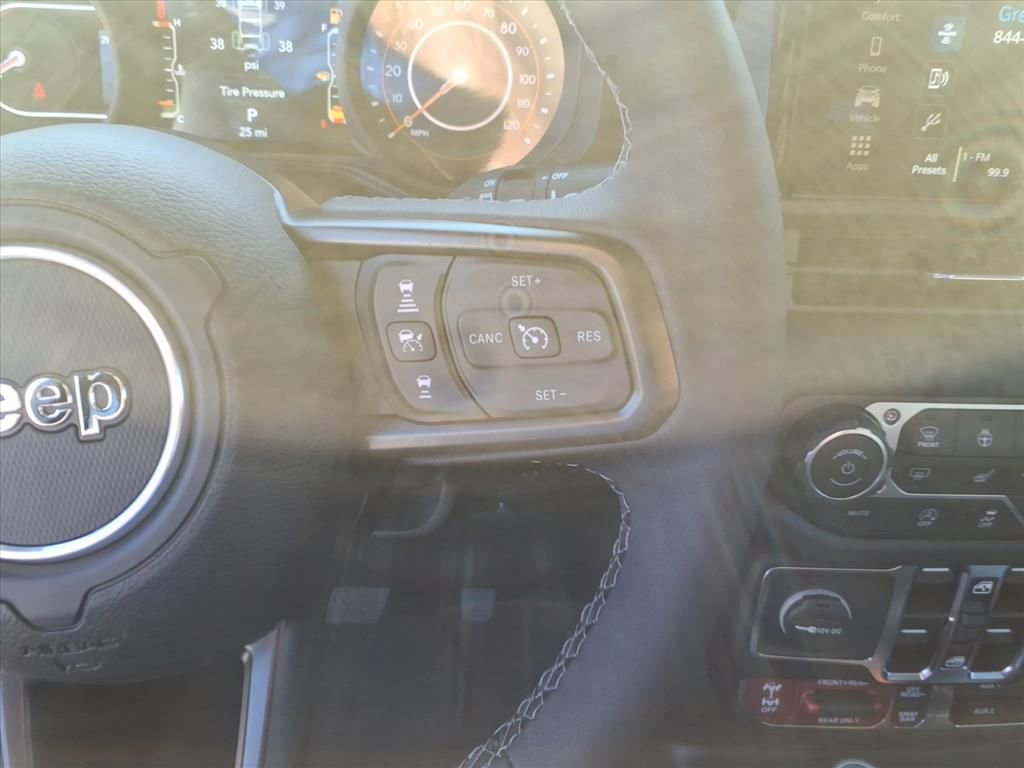 New 2025 Jeep Wrangler Rubicon image 15